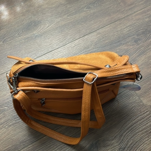 Shoulder Camel Tote Bag - Picture 8 of 9